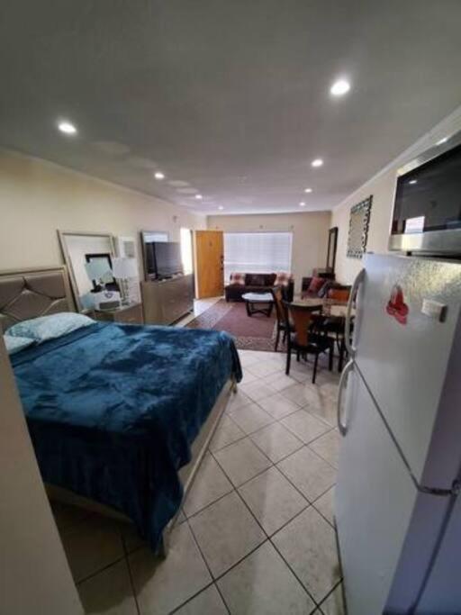 Lovely Single Apartment Los Angeles Exterior photo
